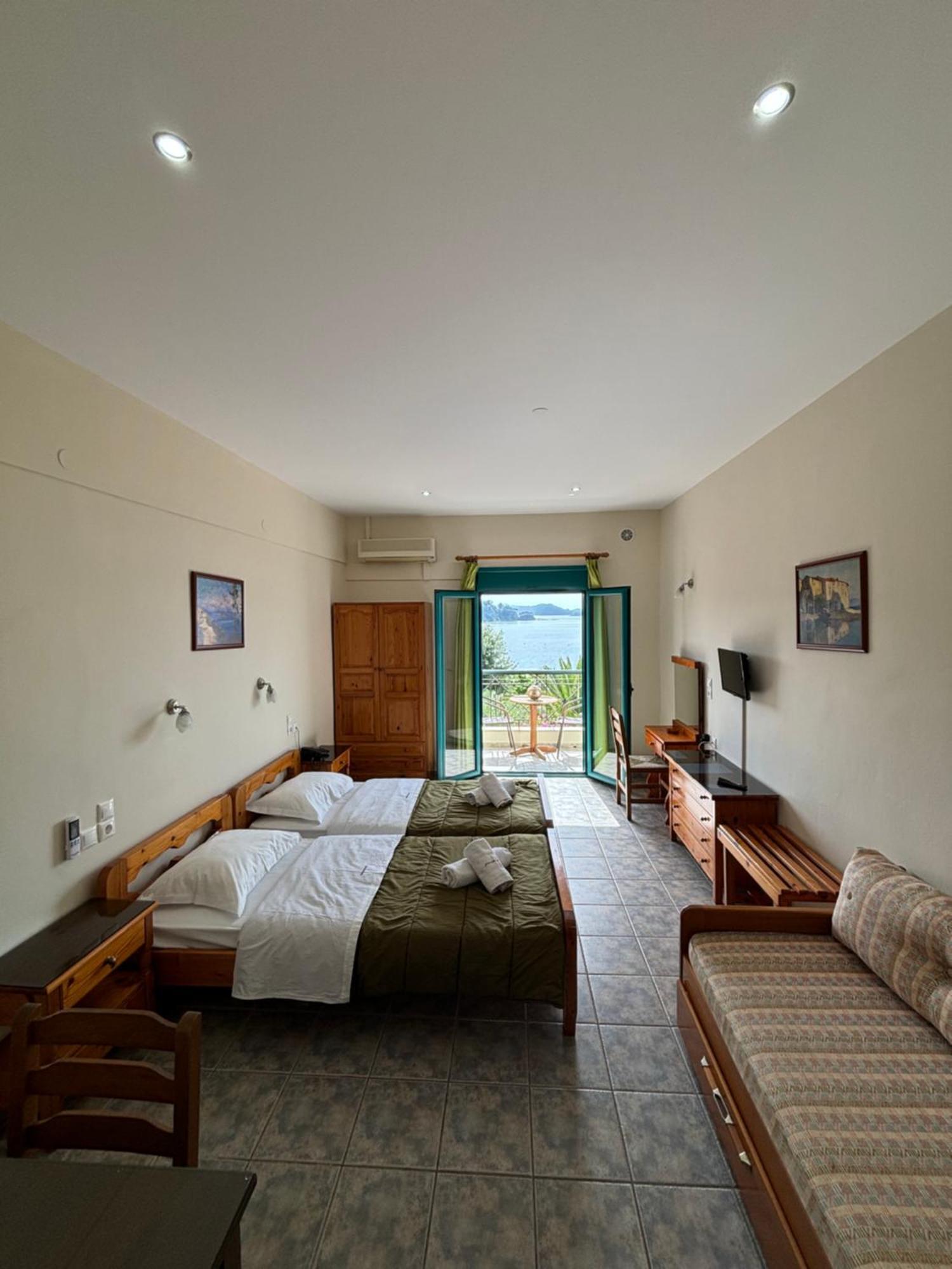 Angeliki Beach Hotel Megali Ammos  Exterior photo
