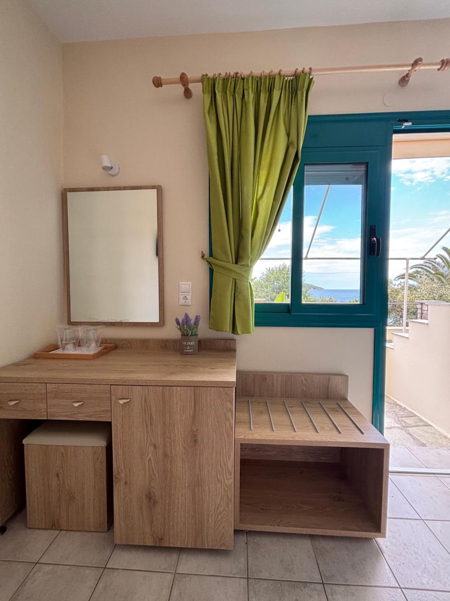 Angeliki Beach Hotel Megali Ammos  Exterior photo