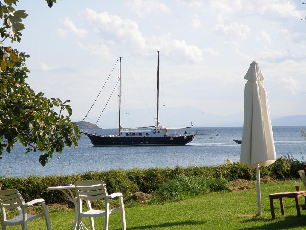 Angeliki Beach Hotel Megali Ammos  Exterior photo